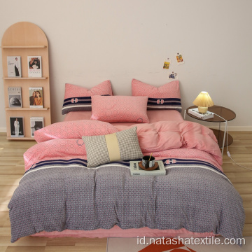 Set tempat tidur flanel susu musim dingin anak-anak merah muda